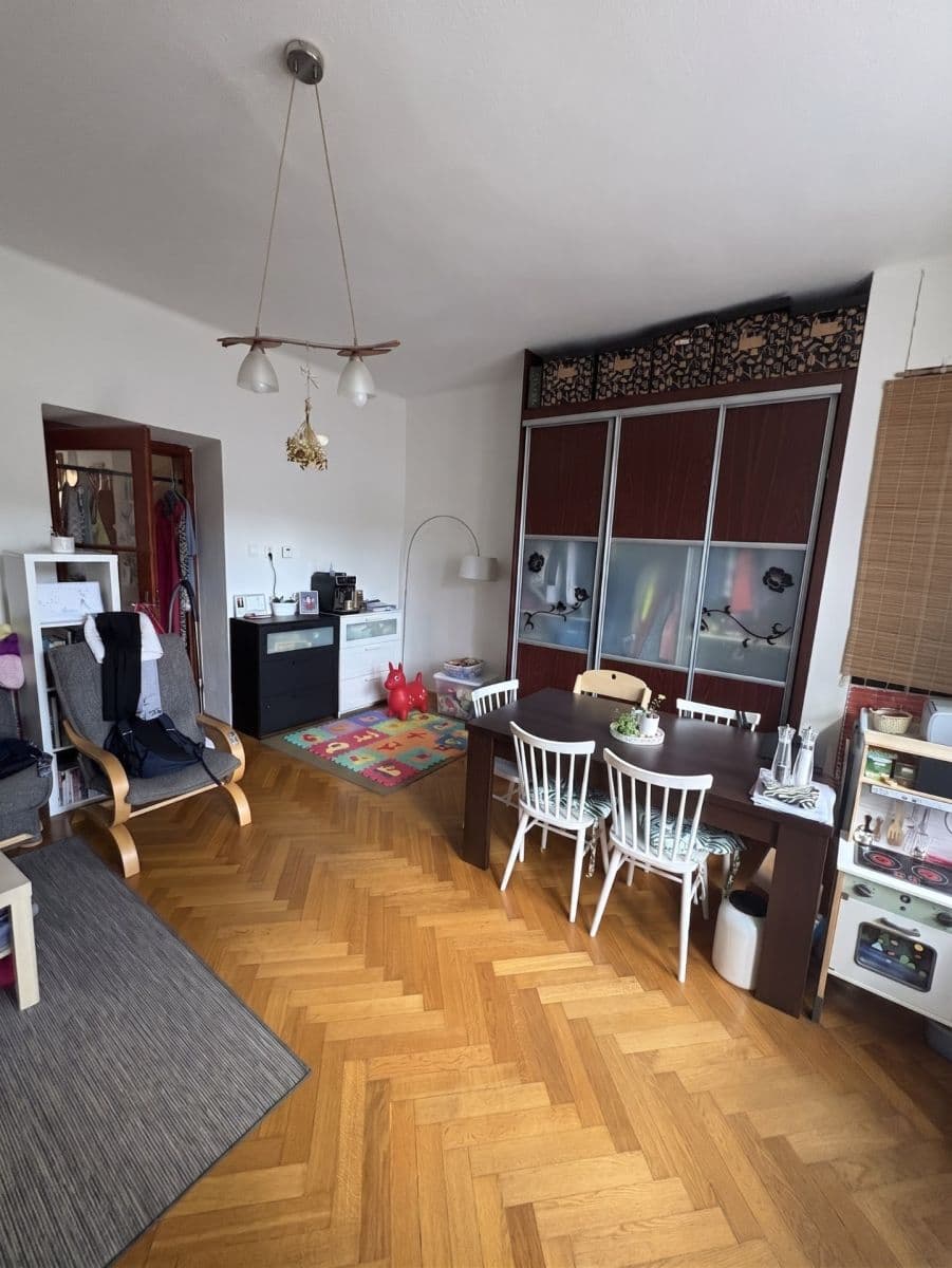 Predaj bytu 2-izbový 61 m², Puklicova, České Budějovice, Jihočeský kraj Predaj bytu 2-izbový 61 m², Puklicova, České Budějovice, Jihočeský kraj