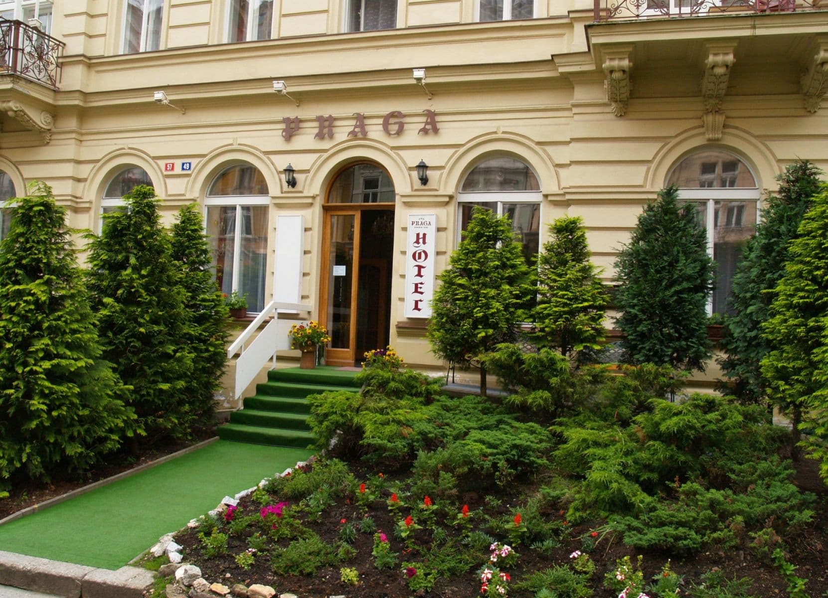 Prenájom domu 230 m², pozemok 382 m², Sadová, Karlovy Vary, Karlovarský kraj Prenájom domu 230 m², pozemok 382 m², Sadová, Karlovy Vary, Karlovarský kraj
