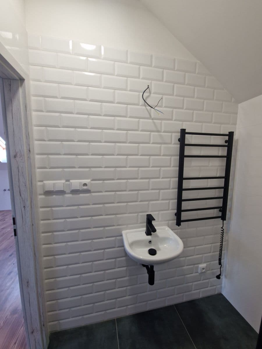 Predaj bytu 2-izbový 49 m², Příční, Bystřice pod Hostýnem, Zlínský kraj Predaj bytu 2-izbový 49 m², Příční, Bystřice pod Hostýnem, Zlínský kraj