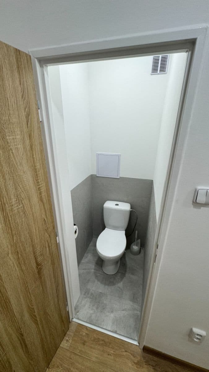 Prenájom bytu 2-izbový 52 m², Kubánská, Ostrava, Moravskoslezský kraj Prenájom bytu 2-izbový 52 m², Kubánská, Ostrava, Moravskoslezský kraj