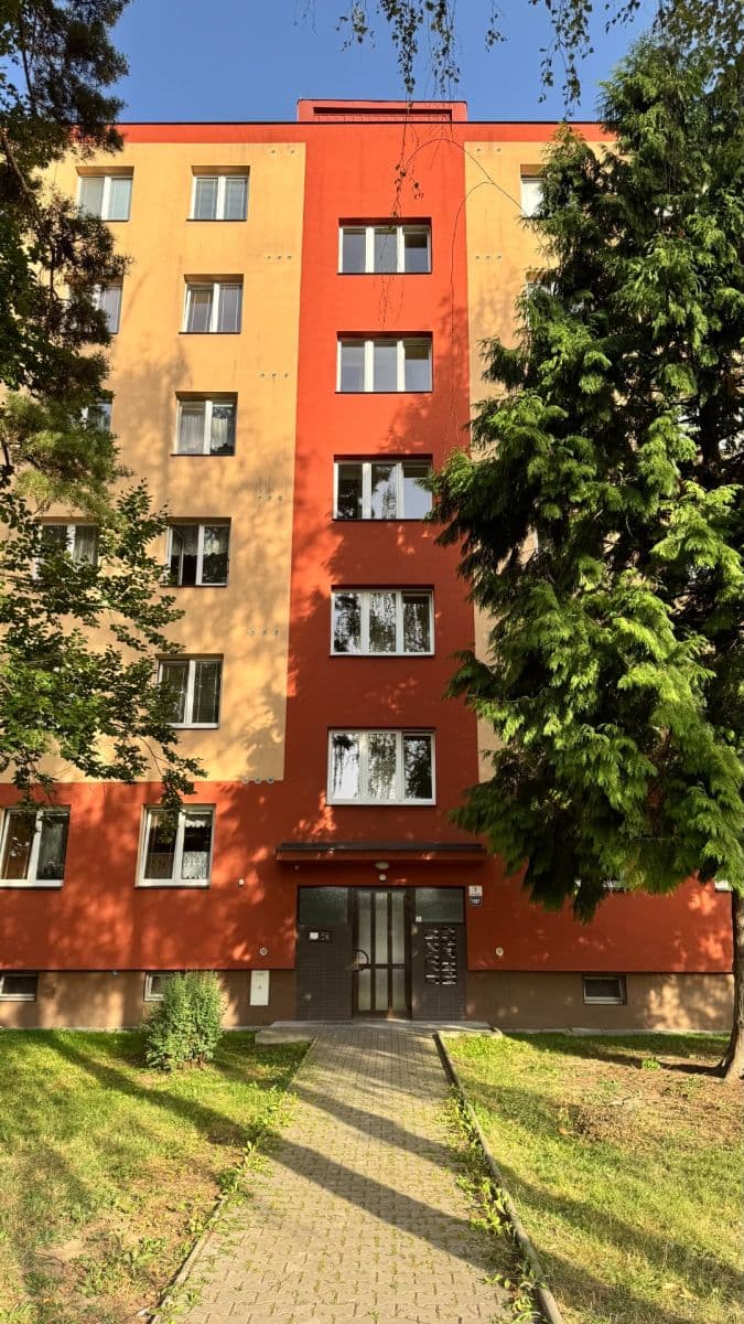 Prenájom bytu 2-izbový 52 m², Kubánská, Ostrava, Moravskoslezský kraj Prenájom bytu 2-izbový 52 m², Kubánská, Ostrava, Moravskoslezský kraj