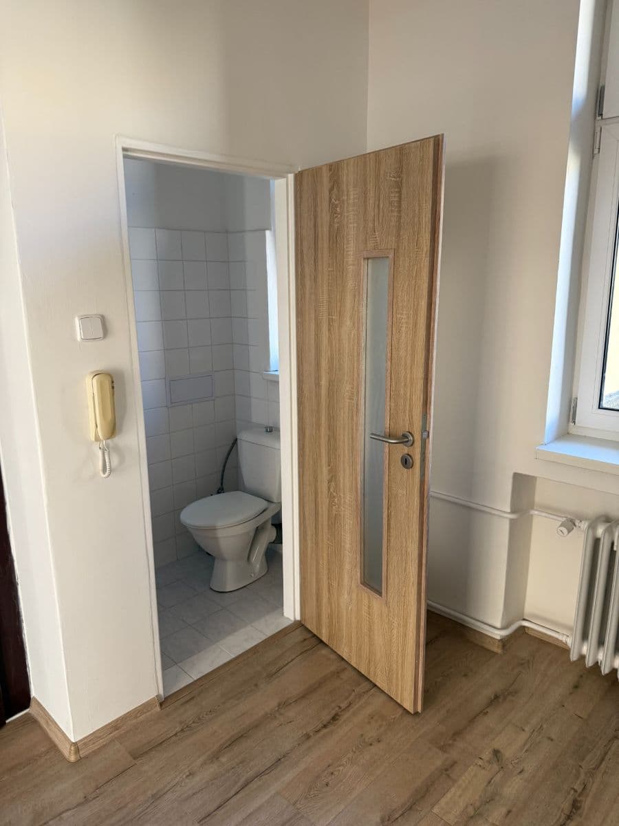 Prenájom bytu 3-izbový 90 m², Balcarova, Ostrava, Moravskoslezský kraj Prenájom bytu 3-izbový 90 m², Balcarova, Ostrava, Moravskoslezský kraj