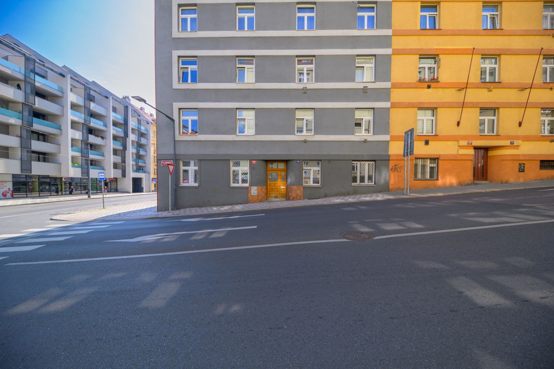 Predaj bytu 2-izbový 82 m², Na Jezerce, Praha, Praha Predaj bytu 2-izbový 82 m², Na Jezerce, Praha, Praha