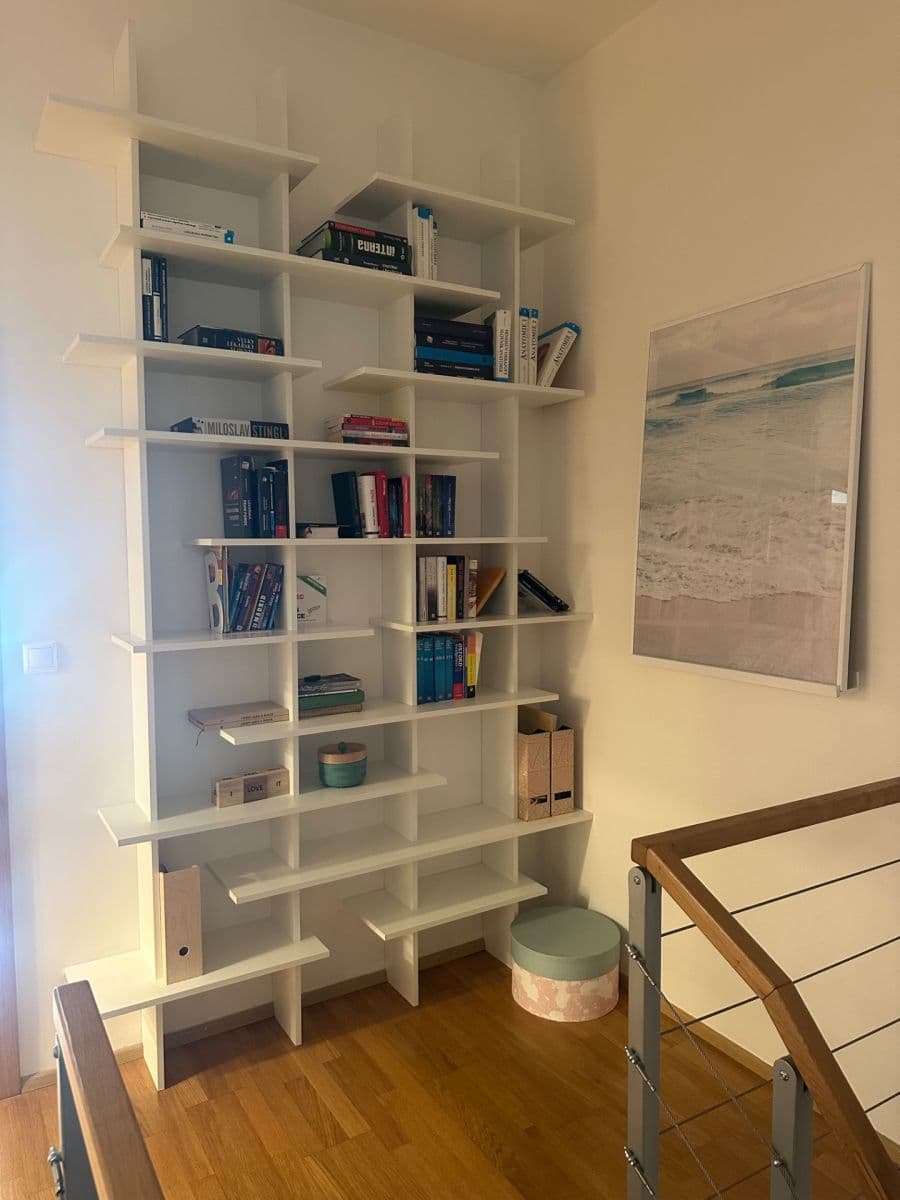 Prenájom bytu 4-izbový 124 m², Pod Dvorem, Praha, Praha Prenájom bytu 4-izbový 124 m², Pod Dvorem, Praha, Praha
