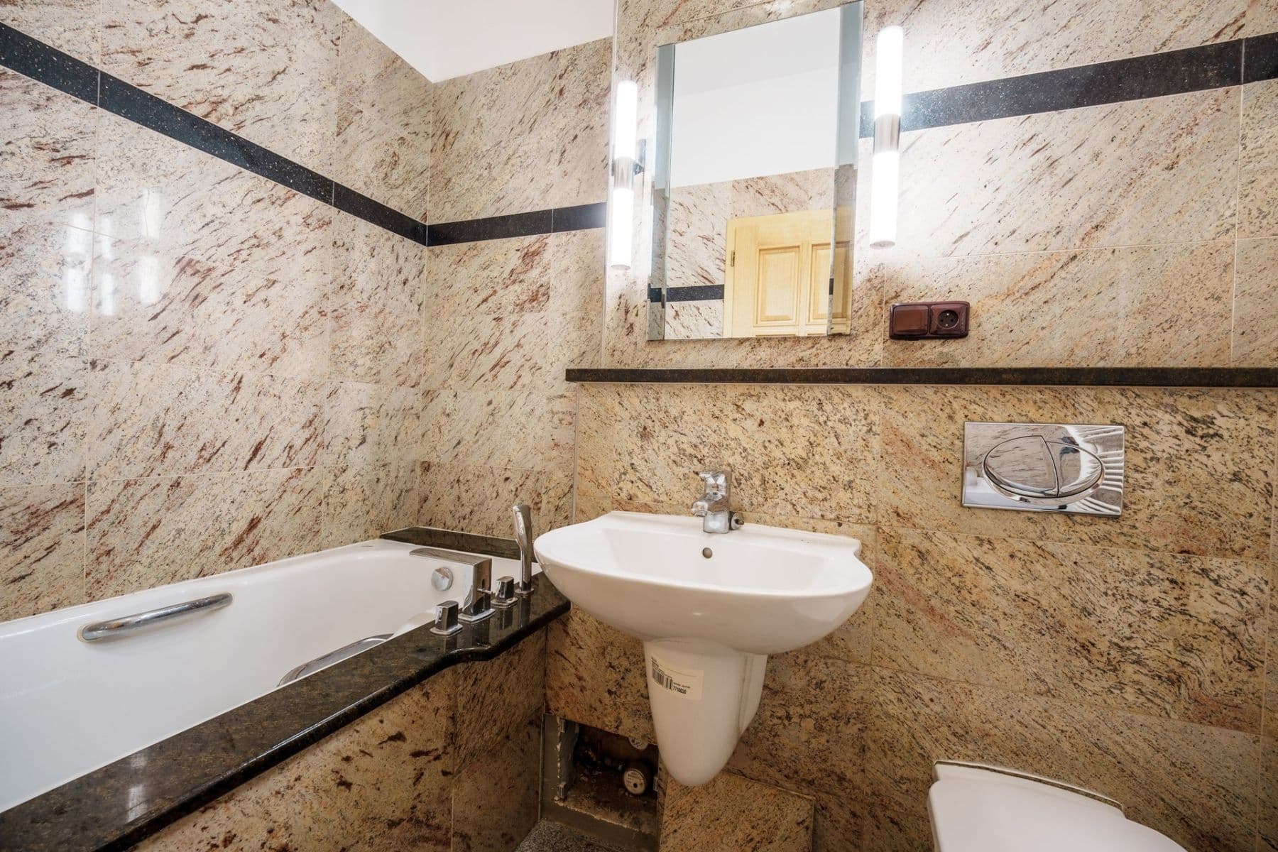 Prenájom bytu 1-izbový 35 m², Pravá, Praha, Praha Prenájom bytu 1-izbový 35 m², Pravá, Praha, Praha