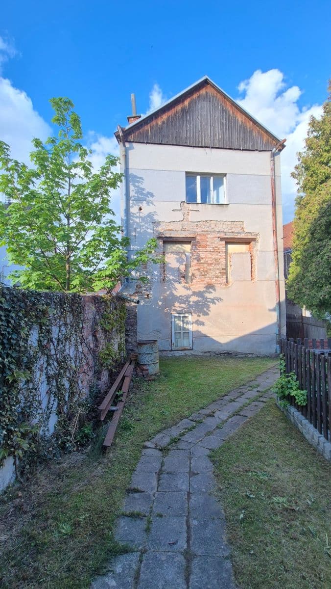 Prenájom bytu 3-izbový 76 m², Svatopluka Čecha, Třešť, Kraj Vysočina Prenájom bytu 3-izbový 76 m², Svatopluka Čecha, Třešť, Kraj Vysočina
