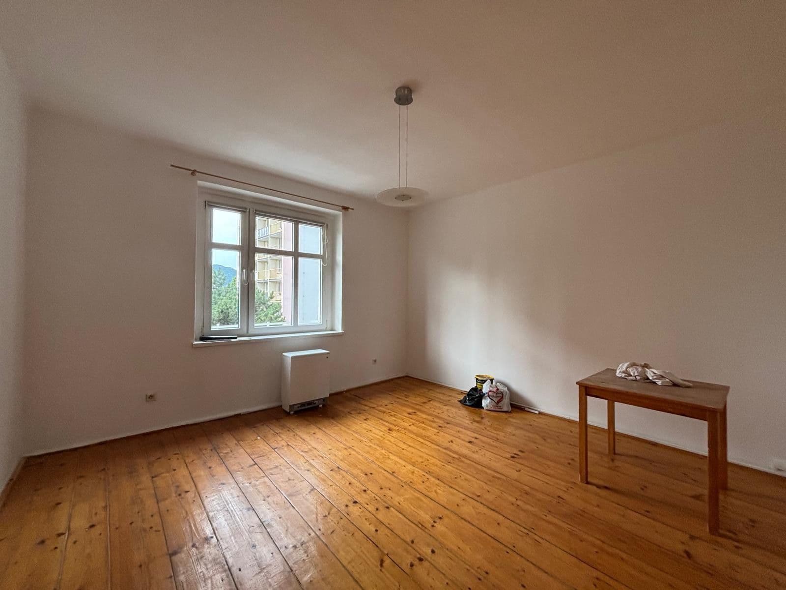 Prenájom bytu 1-izbový 42 m², Rakovnická, Děčín, Ústecký kraj Prenájom bytu 1-izbový 42 m², Rakovnická, Děčín, Ústecký kraj