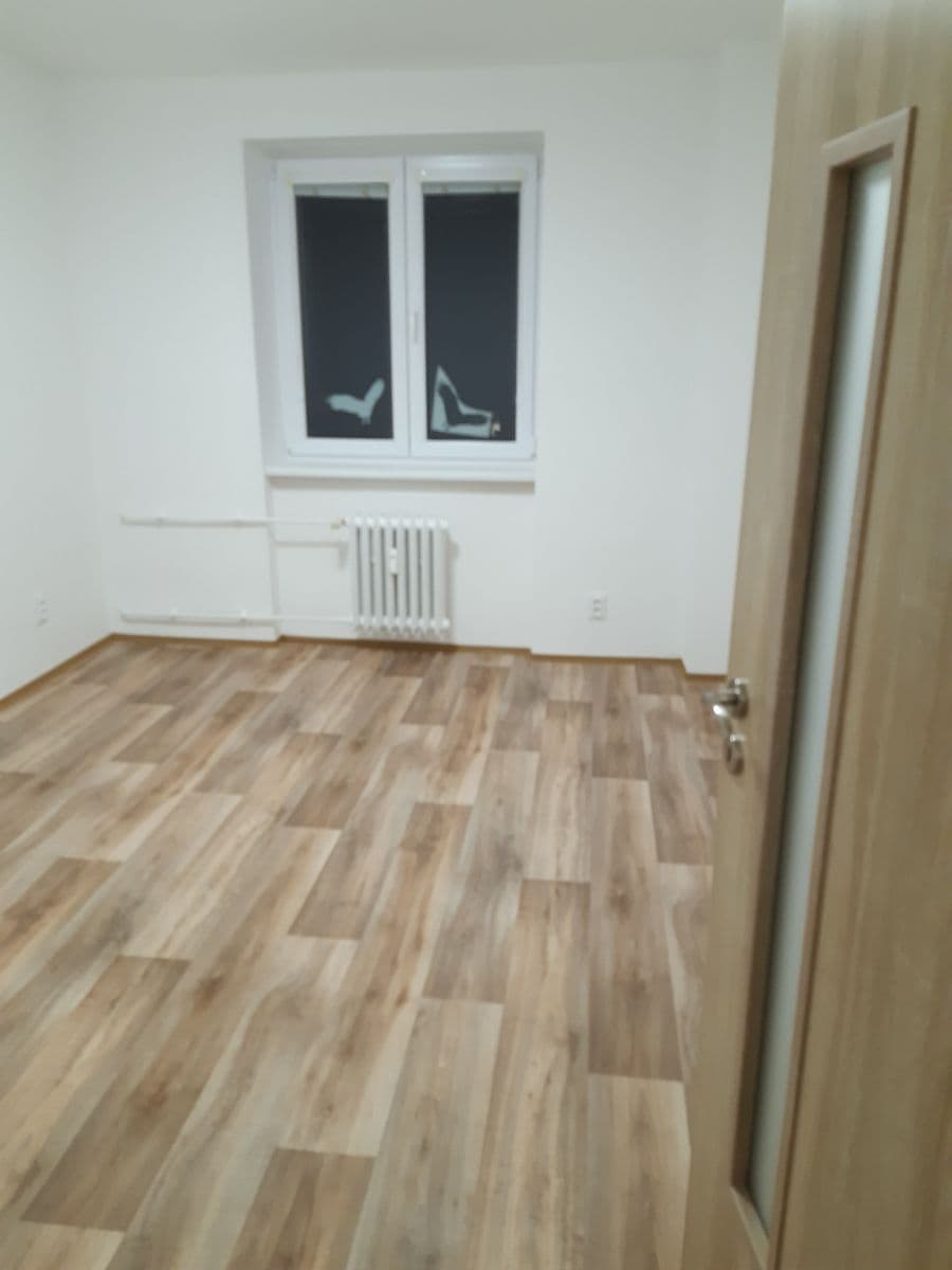 Prenájom bytu 2-izbový 58 m², Josefa Ressla, Pardubice, Pardubický kraj Prenájom bytu 2-izbový 58 m², Josefa Ressla, Pardubice, Pardubický kraj