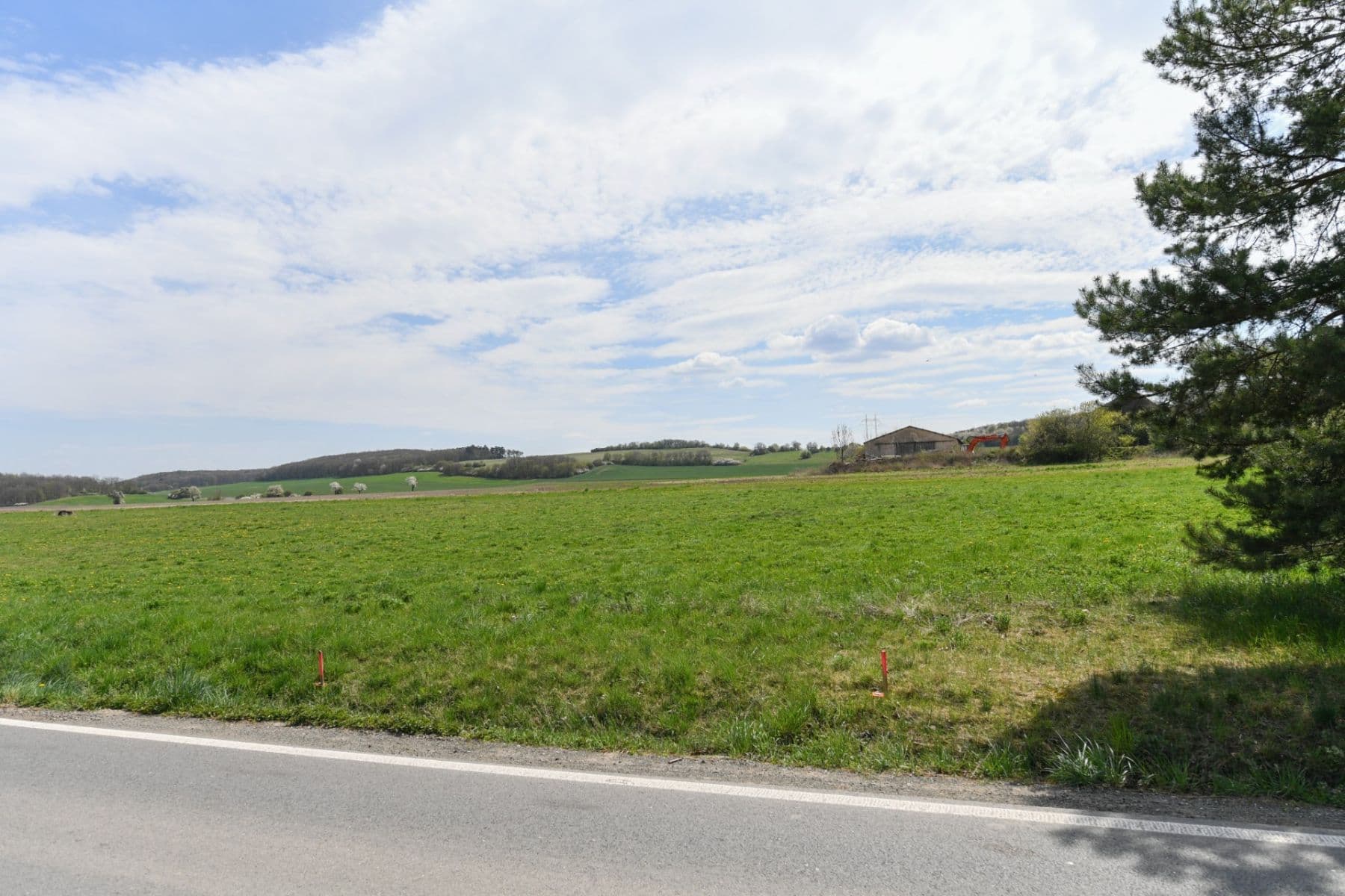 Prenájom pozemku 1.081 m², Měňany, Středočeský kraj Prenájom pozemku 1.081 m², Měňany, Středočeský kraj