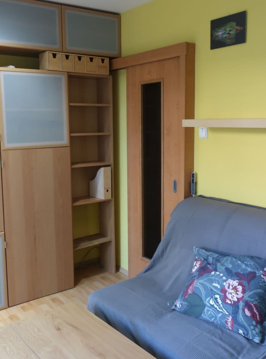 Prenájom bytu 2-izbový 35 m², Elišky Přemyslovny, Praha, Praha Prenájom bytu 2-izbový 35 m², Elišky Přemyslovny, Praha, Praha