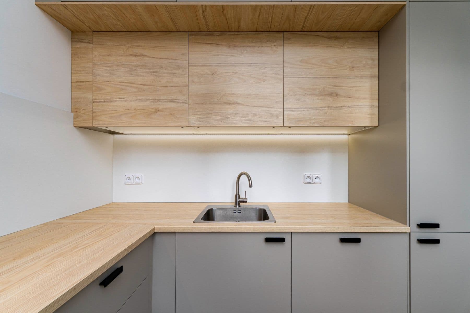 Prenájom bytu 2-izbový 53 m², Alberta Kučery, Ostrava, Moravskoslezský kraj Prenájom bytu 2-izbový 53 m², Alberta Kučery, Ostrava, Moravskoslezský kraj