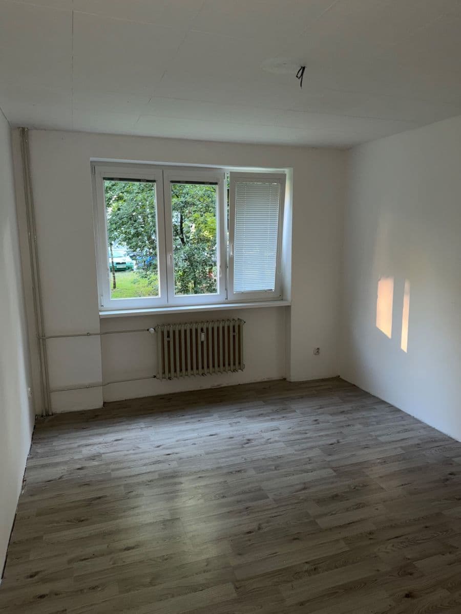 Predaj bytu 3-izbový 94 m², Na Magistrále, Kolín, Středočeský kraj Predaj bytu 3-izbový 94 m², Na Magistrále, Kolín, Středočeský kraj