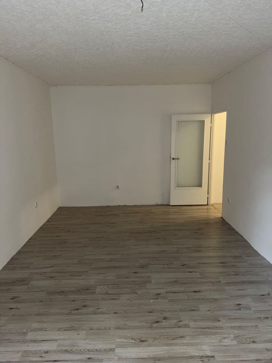 Predaj bytu 3-izbový 94 m², Na Magistrále, Kolín, Středočeský kraj Predaj bytu 3-izbový 94 m², Na Magistrále, Kolín, Středočeský kraj