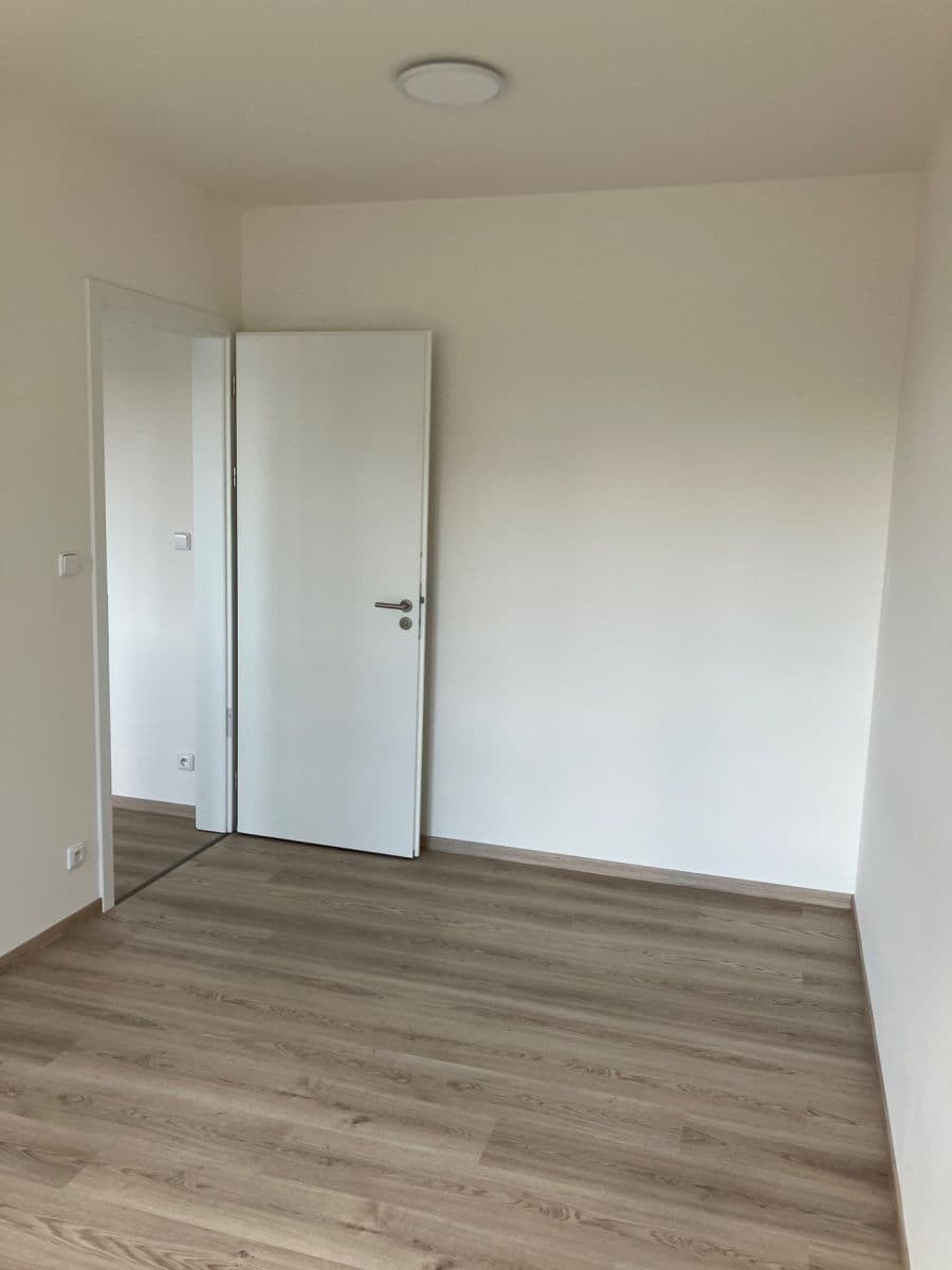 Predaj bytu 2-izbový 47 m², Pod Harfou, Praha, Praha Predaj bytu 2-izbový 47 m², Pod Harfou, Praha, Praha