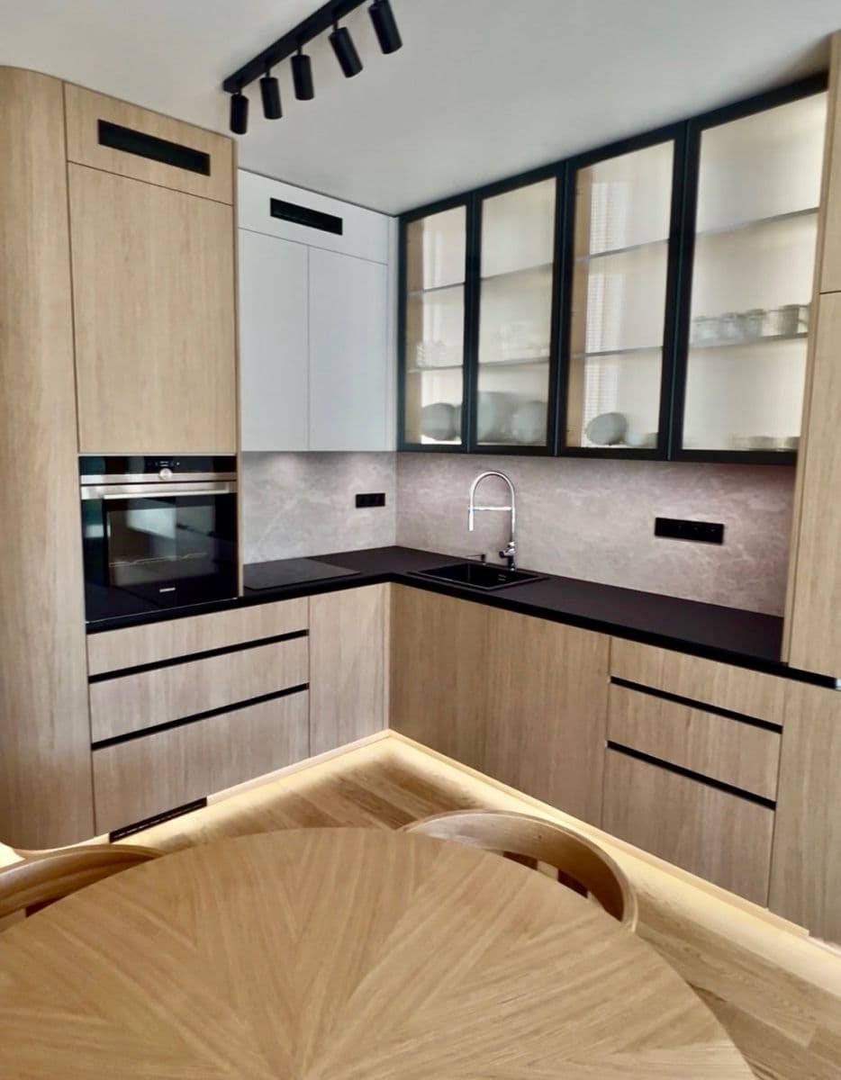 Prenájom bytu 3-izbový 82 m², Lysolajské údolí, Praha, Praha Prenájom bytu 3-izbový 82 m², Lysolajské údolí, Praha, Praha