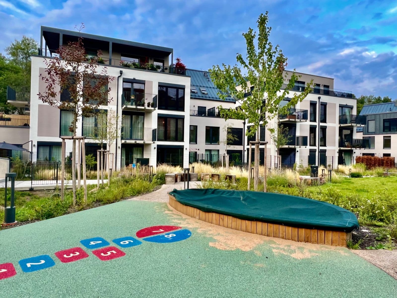 Prenájom bytu 3-izbový 82 m², Lysolajské údolí, Praha, Praha Prenájom bytu 3-izbový 82 m², Lysolajské údolí, Praha, Praha