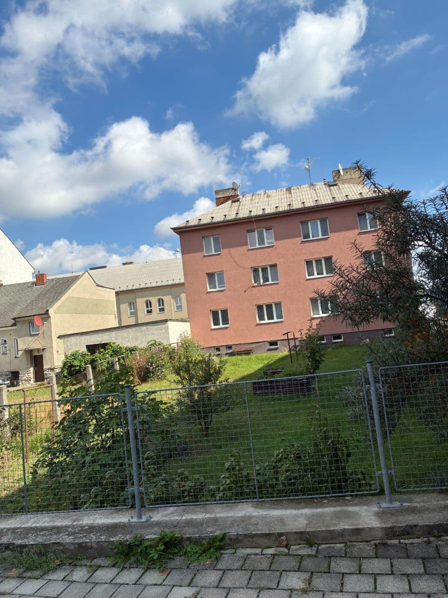 Predaj bytu 3-izbový 65 m², Střední novosadská, Olomouc, Olomoucký kraj Predaj bytu 3-izbový 65 m², Střední novosadská, Olomouc, Olomoucký kraj