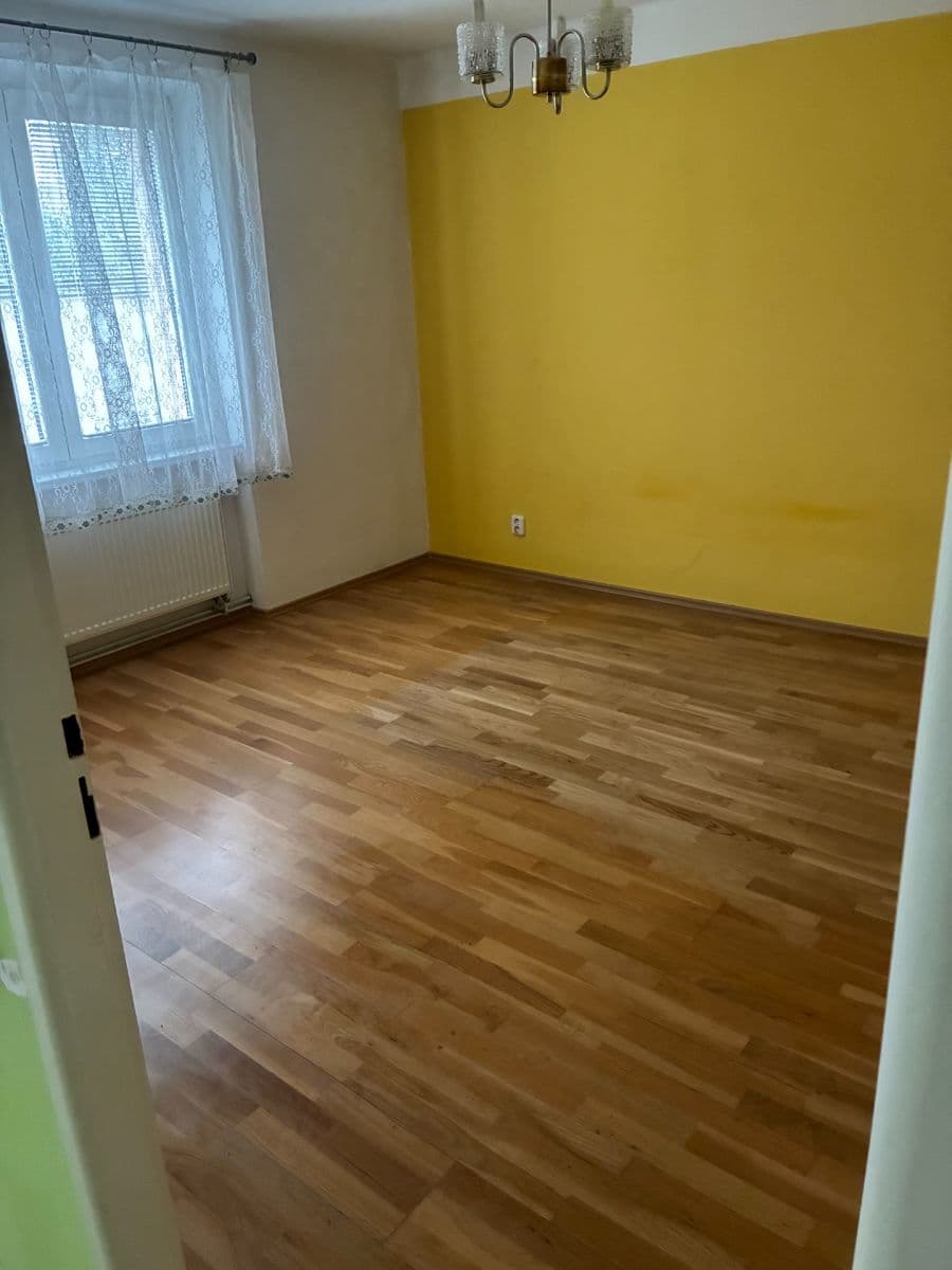 Predaj bytu 3-izbový 65 m², Střední novosadská, Olomouc, Olomoucký kraj Predaj bytu 3-izbový 65 m², Střední novosadská, Olomouc, Olomoucký kraj