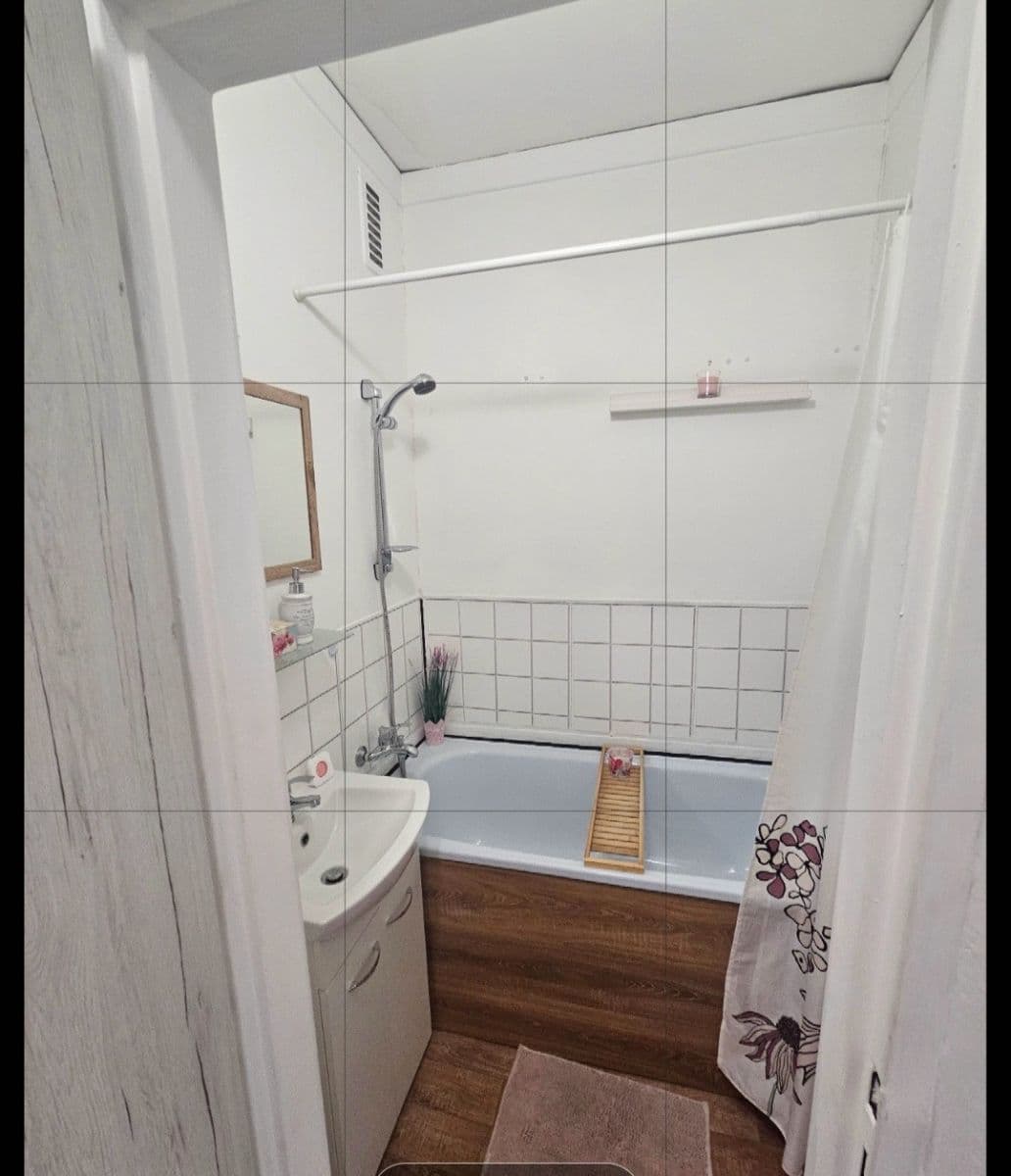 Predaj bytu 1-izbový 38 m², Střekovské nábřeží, Ústí nad Labem, Ústecký kraj Predaj bytu 1-izbový 38 m², Střekovské nábřeží, Ústí nad Labem, Ústecký kraj