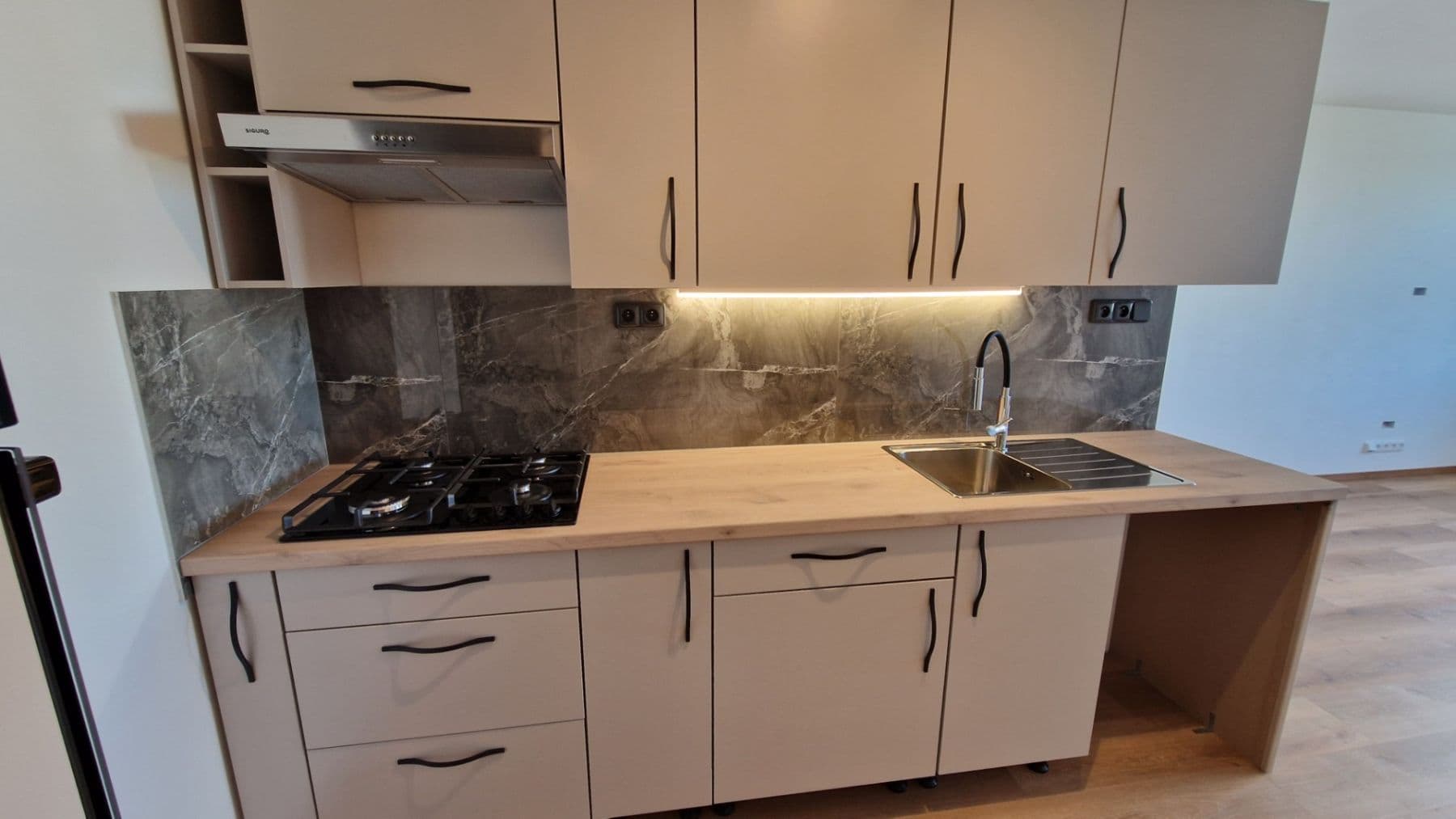 Prenájom bytu 3-izbový 61 m², Markušova, Praha, Praha Prenájom bytu 3-izbový 61 m², Markušova, Praha, Praha