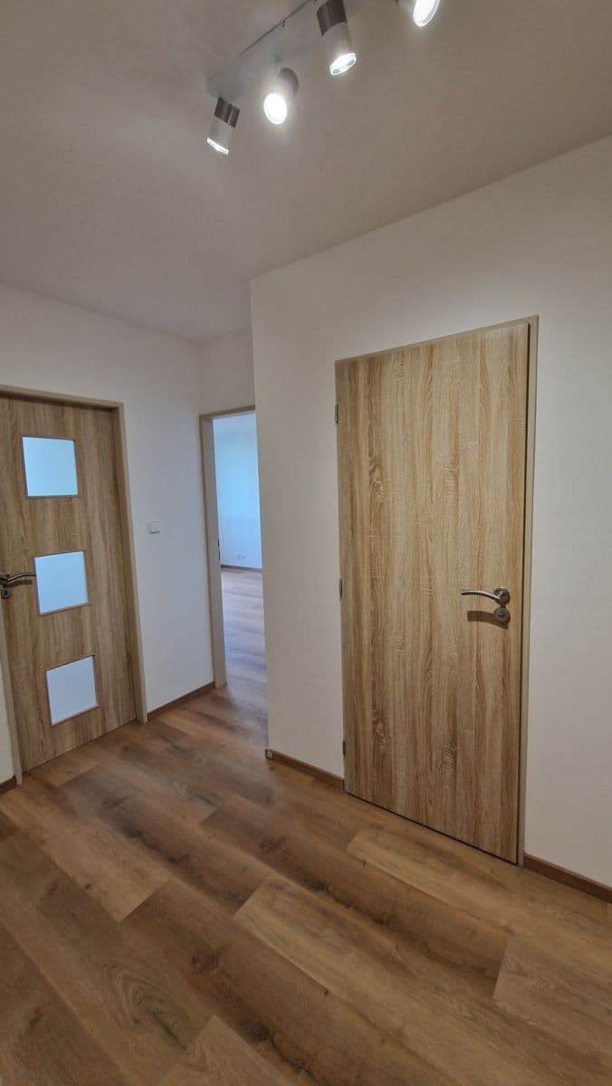 Prenájom bytu 3-izbový 61 m², Markušova, Praha, Praha Prenájom bytu 3-izbový 61 m², Markušova, Praha, Praha