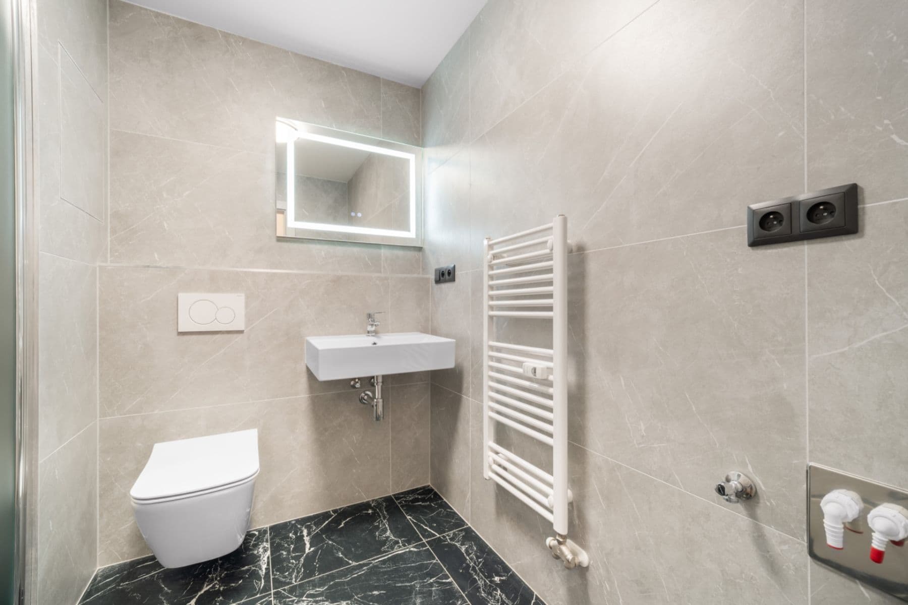 Prenájom bytu 1-izbový 24 m², Bratislavská, Brno, Jihomoravský kraj Prenájom bytu 1-izbový 24 m², Bratislavská, Brno, Jihomoravský kraj
