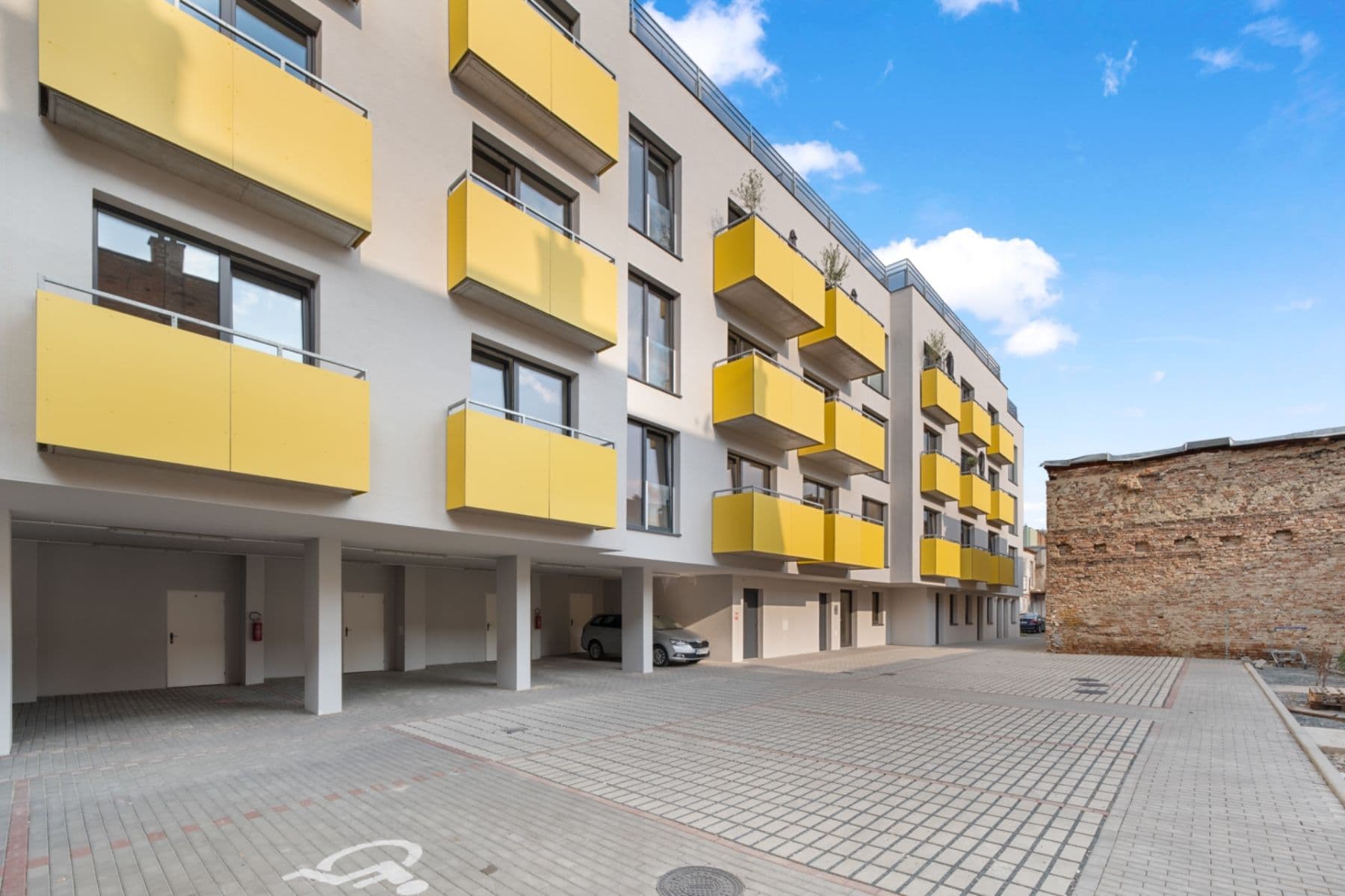 Prenájom bytu 1-izbový 24 m², Bratislavská, Brno, Jihomoravský kraj Prenájom bytu 1-izbový 24 m², Bratislavská, Brno, Jihomoravský kraj