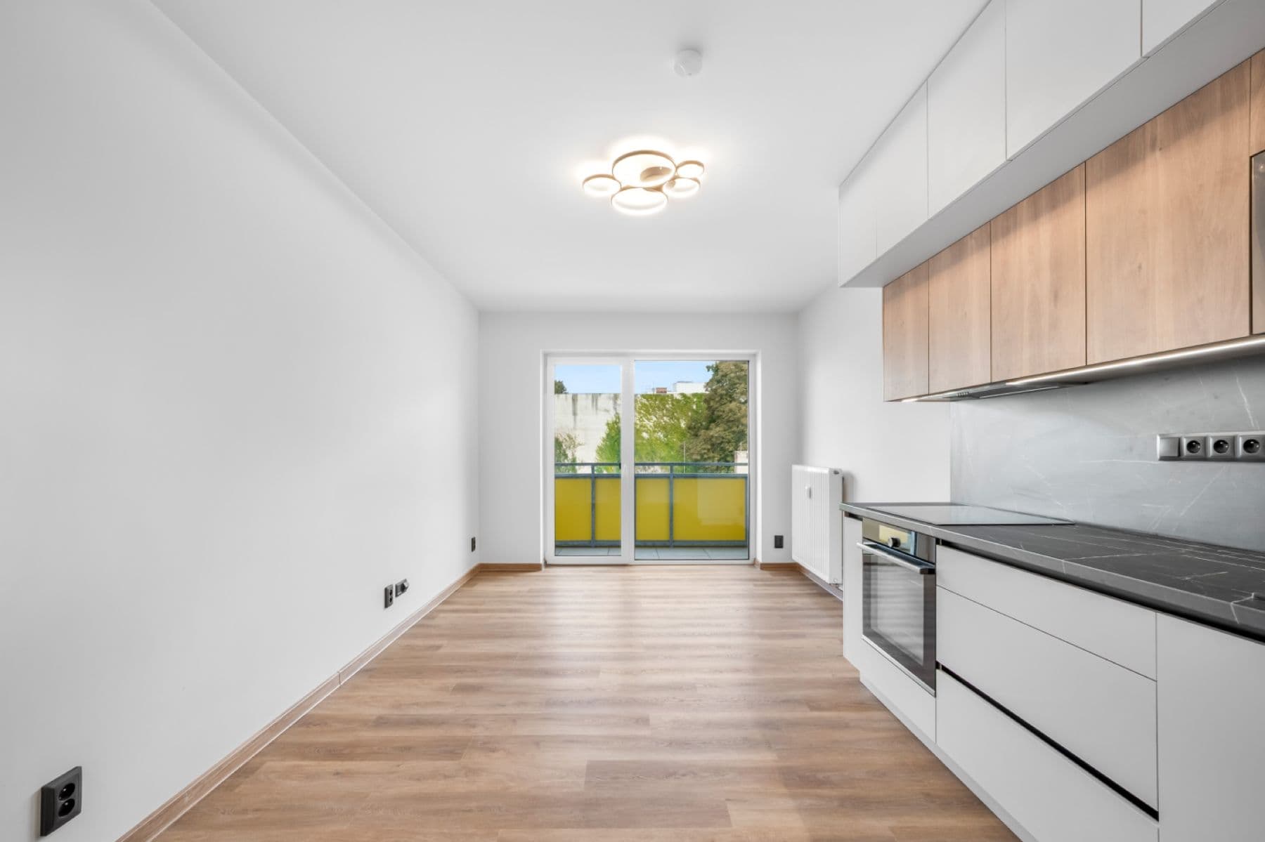Prenájom bytu 2-izbový 45 m², Bratislavská, Brno, Jihomoravský kraj Prenájom bytu 2-izbový 45 m², Bratislavská, Brno, Jihomoravský kraj