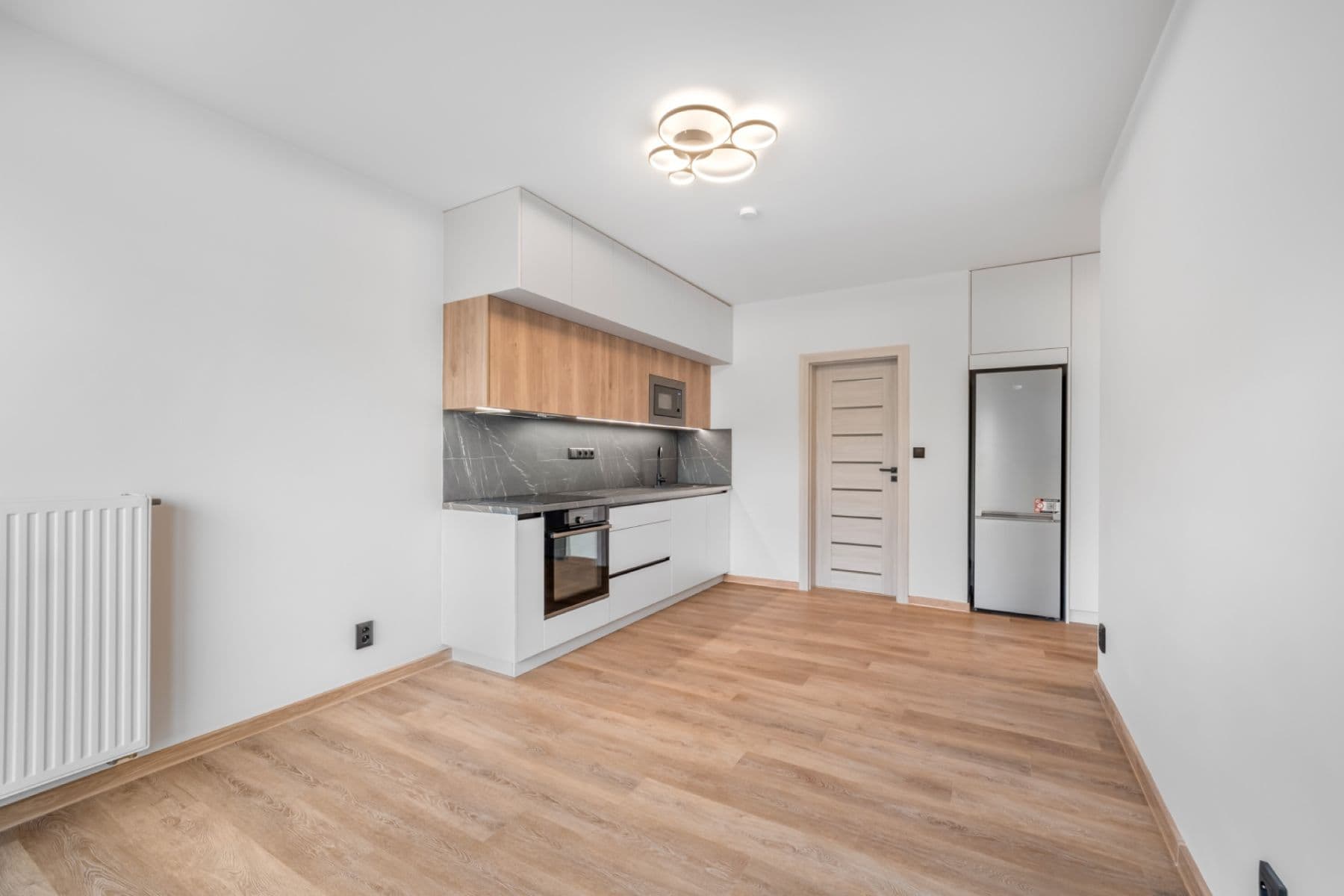 Prenájom bytu 2-izbový 45 m², Bratislavská, Brno, Jihomoravský kraj Prenájom bytu 2-izbový 45 m², Bratislavská, Brno, Jihomoravský kraj