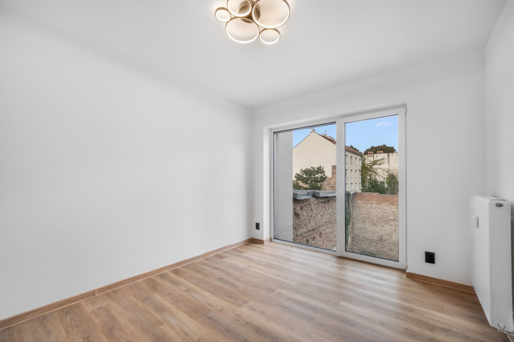 Prenájom bytu 2-izbový 45 m², Bratislavská, Brno, Jihomoravský kraj Prenájom bytu 2-izbový 45 m², Bratislavská, Brno, Jihomoravský kraj
