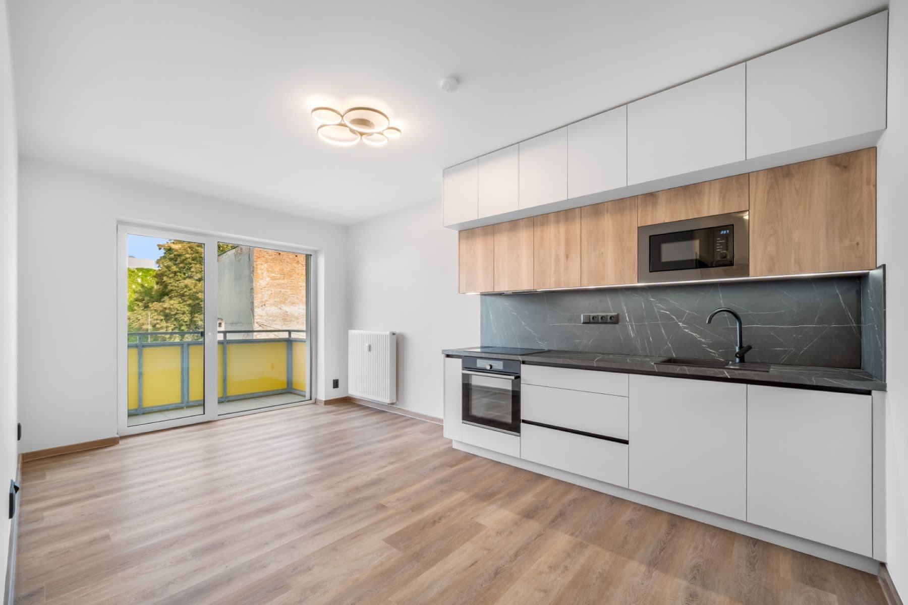 Prenájom bytu 2-izbový 45 m², Bratislavská, Brno, Jihomoravský kraj Prenájom bytu 2-izbový 45 m², Bratislavská, Brno, Jihomoravský kraj