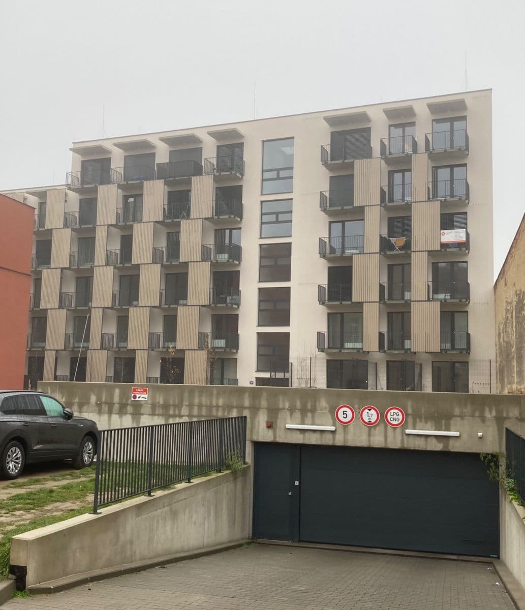 Prenájom bytu 1-izbový 34 m², Dornych, Brno, Jihomoravský kraj Prenájom bytu 1-izbový 34 m², Dornych, Brno, Jihomoravský kraj