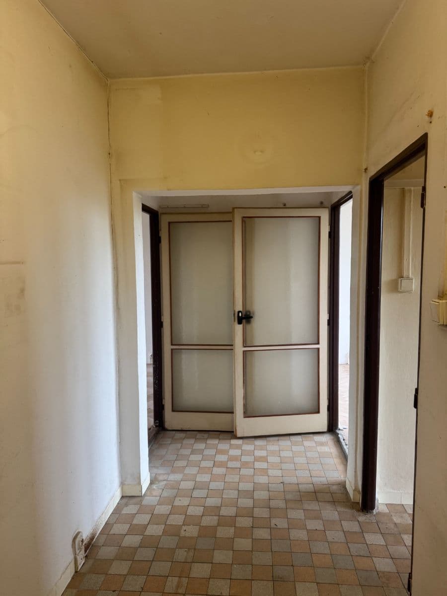 Predaj bytu 2-izbový 56 m², Výškovická, Ostrava, Moravskoslezský kraj Predaj bytu 2-izbový 56 m², Výškovická, Ostrava, Moravskoslezský kraj