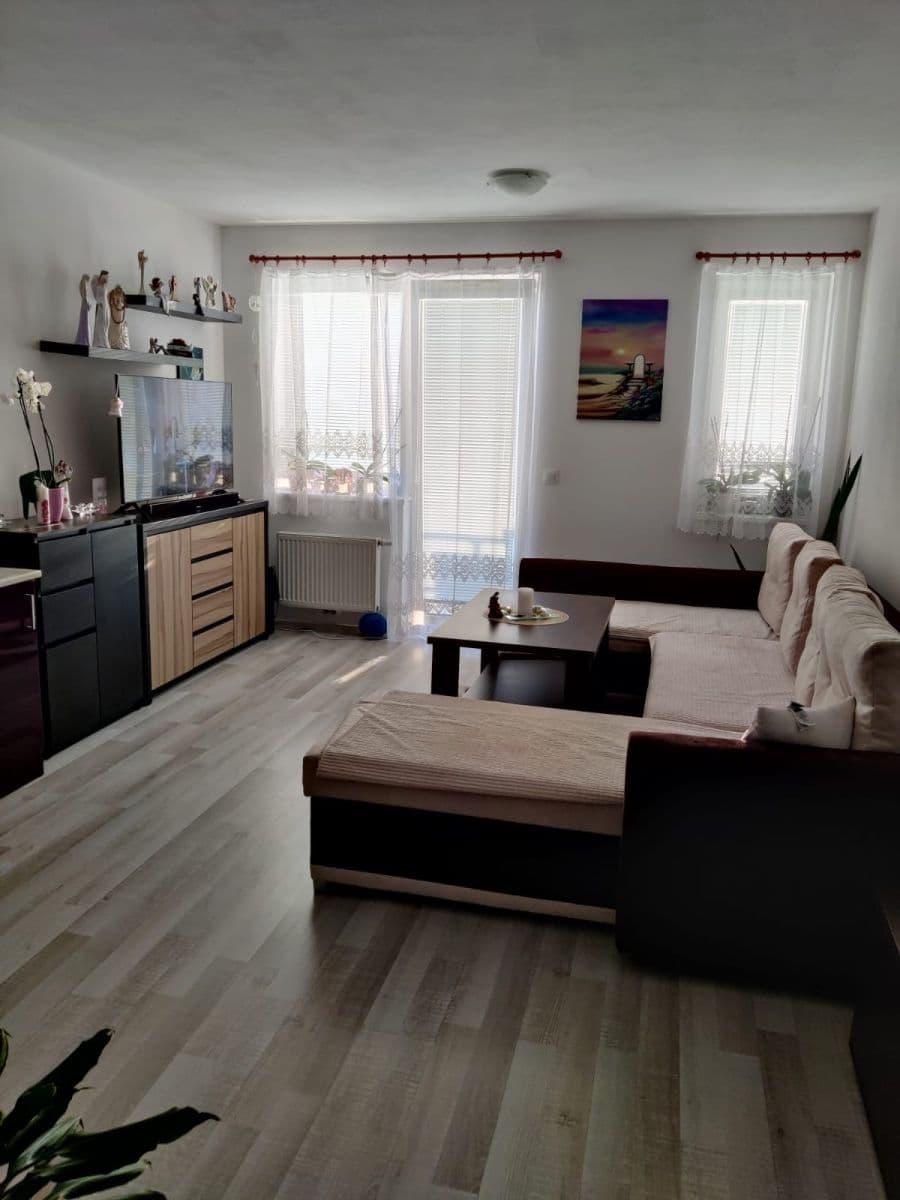 Prenájom bytu 1-izbový 32 m², Václava Trojana, Praha, Praha Prenájom bytu 1-izbový 32 m², Václava Trojana, Praha, Praha