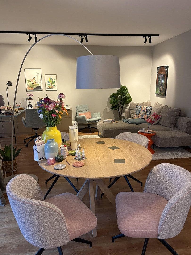 Prenájom bytu 2-izbový 72 m², Uhlenhorster Weg 31B, Hamburg, Hamburg Prenájom bytu 2-izbový 72 m², Uhlenhorster Weg 31B, Hamburg, Hamburg