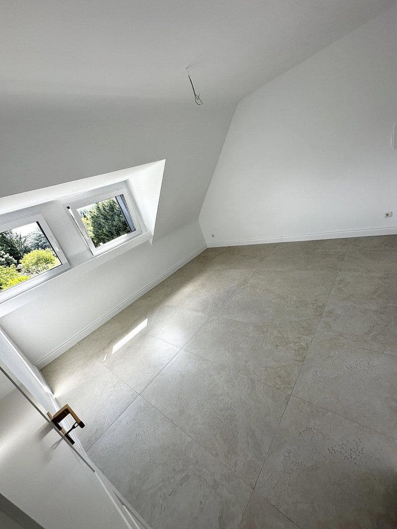Prenájom bytu 3-izbový 55 m², Oberhausen, Severné Porýnie - Westfálsko Prenájom bytu 3-izbový 55 m², Oberhausen, Severné Porýnie - Westfálsko