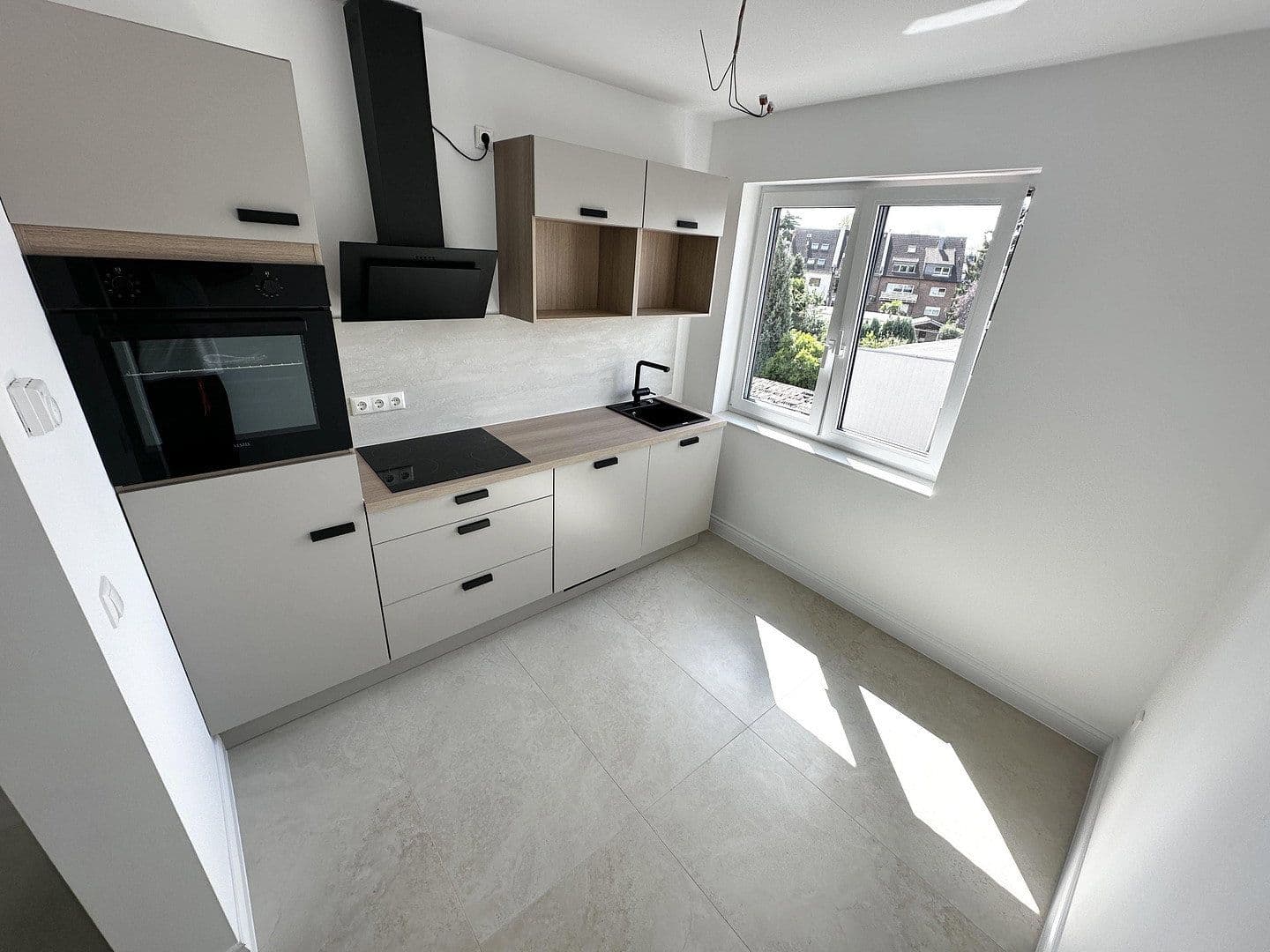 Prenájom bytu 3-izbový 55 m², Oberhausen, Severné Porýnie - Westfálsko Prenájom bytu 3-izbový 55 m², Oberhausen, Severné Porýnie - Westfálsko