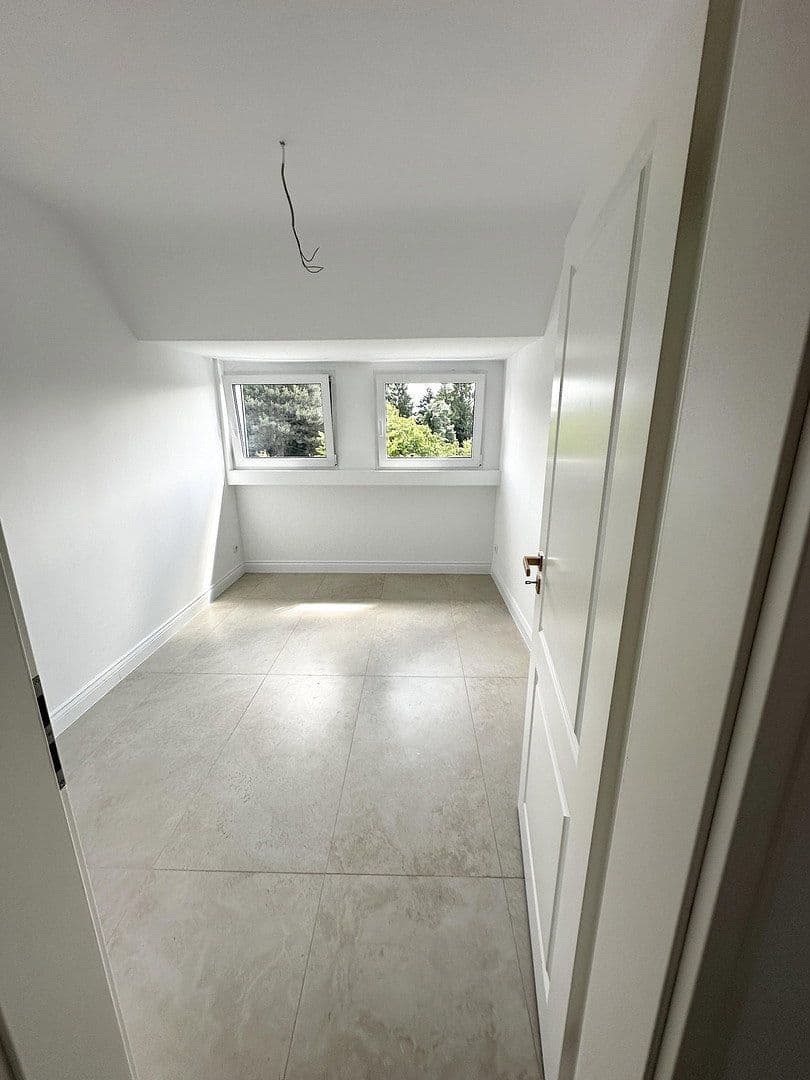 Prenájom bytu 3-izbový 55 m², Oberhausen, Severné Porýnie - Westfálsko Prenájom bytu 3-izbový 55 m², Oberhausen, Severné Porýnie - Westfálsko