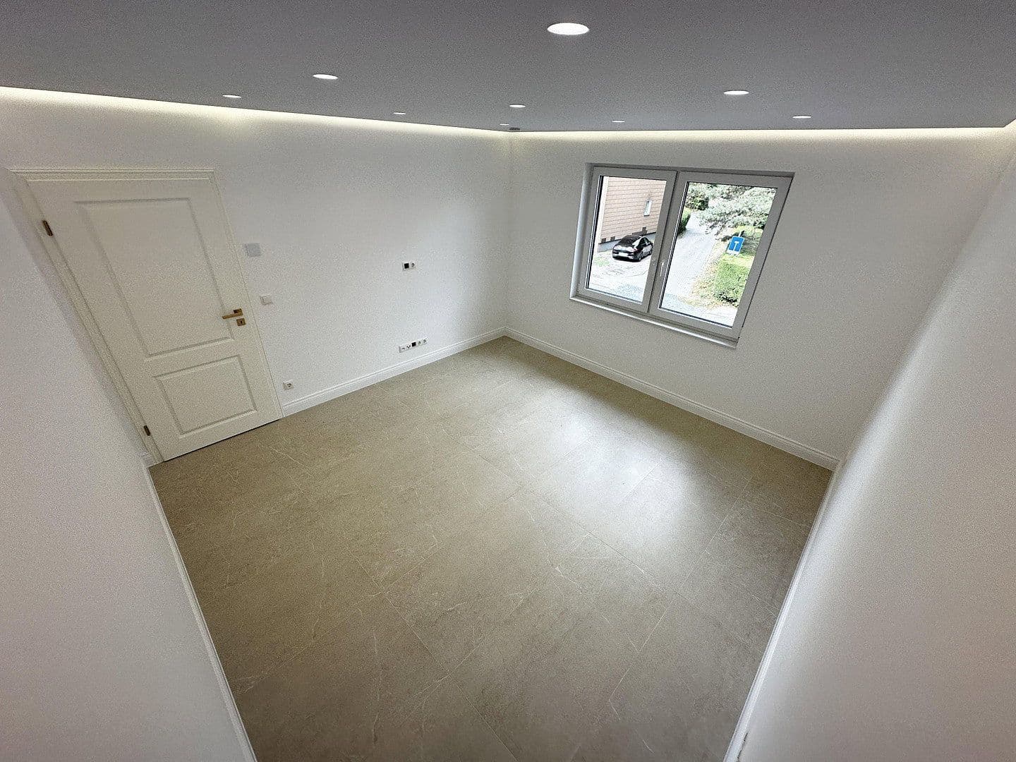 Prenájom bytu 3-izbový 70 m², Königstraße 17, Oberhausen, Severné Porýnie - Westfálsko Prenájom bytu 3-izbový 70 m², Königstraße 17, Oberhausen, Severné Porýnie - Westfálsko