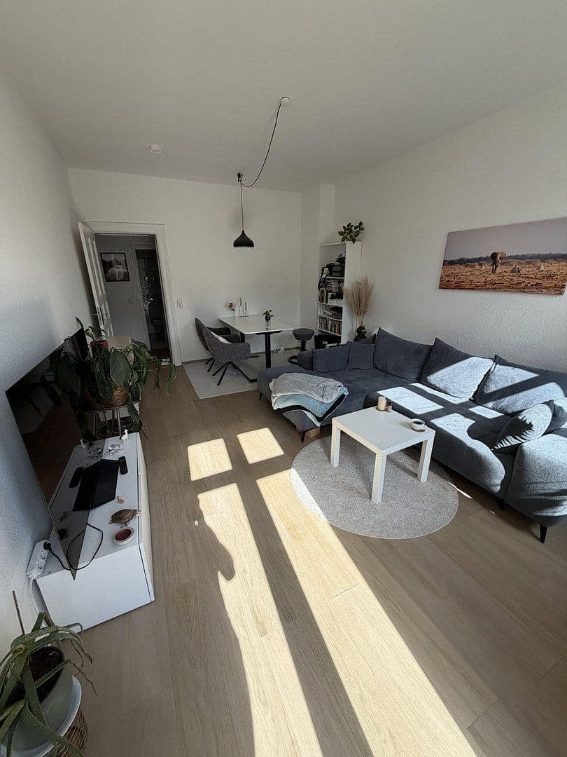 Prenájom bytu 2-izbový 57 m², Berlin, Berlín Prenájom bytu 2-izbový 57 m², Berlin, Berlín