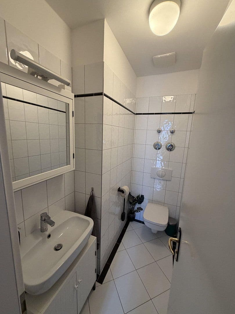 Prenájom bytu 2-izbový 57 m², Berlin, Berlín Prenájom bytu 2-izbový 57 m², Berlin, Berlín