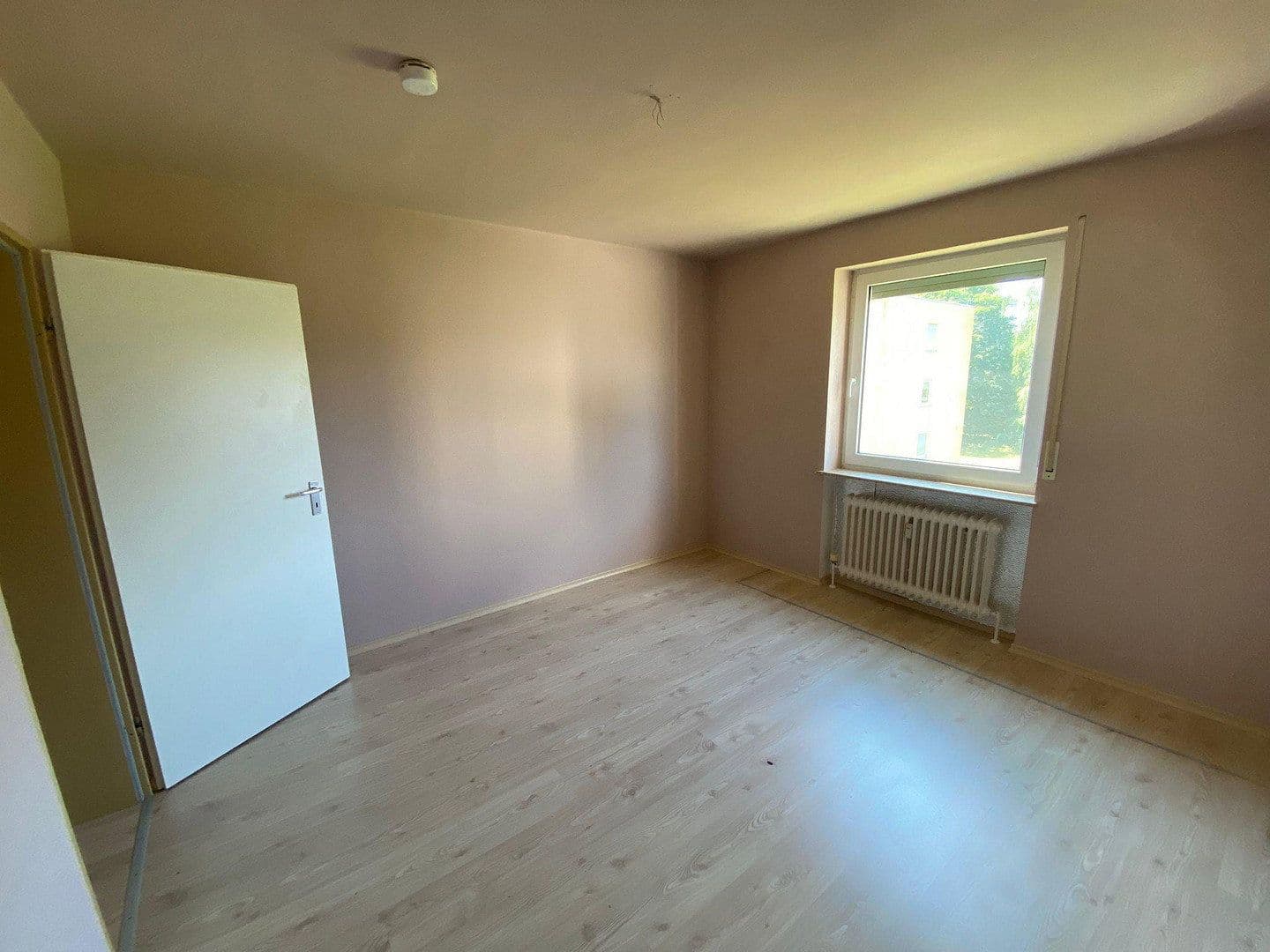 Prenájom bytu 3-izbový 80 m², Jean-Paul-Allee 1, Neustadt bei Coburg, Bavorsko Prenájom bytu 3-izbový 80 m², Jean-Paul-Allee 1, Neustadt bei Coburg, Bavorsko