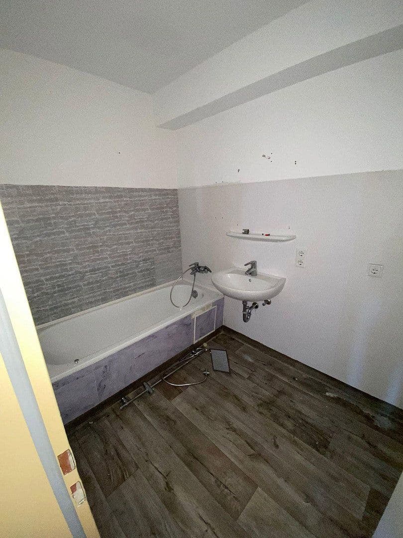 Prenájom bytu 3-izbový 80 m², Jean-Paul-Allee 1, Neustadt bei Coburg, Bavorsko Prenájom bytu 3-izbový 80 m², Jean-Paul-Allee 1, Neustadt bei Coburg, Bavorsko