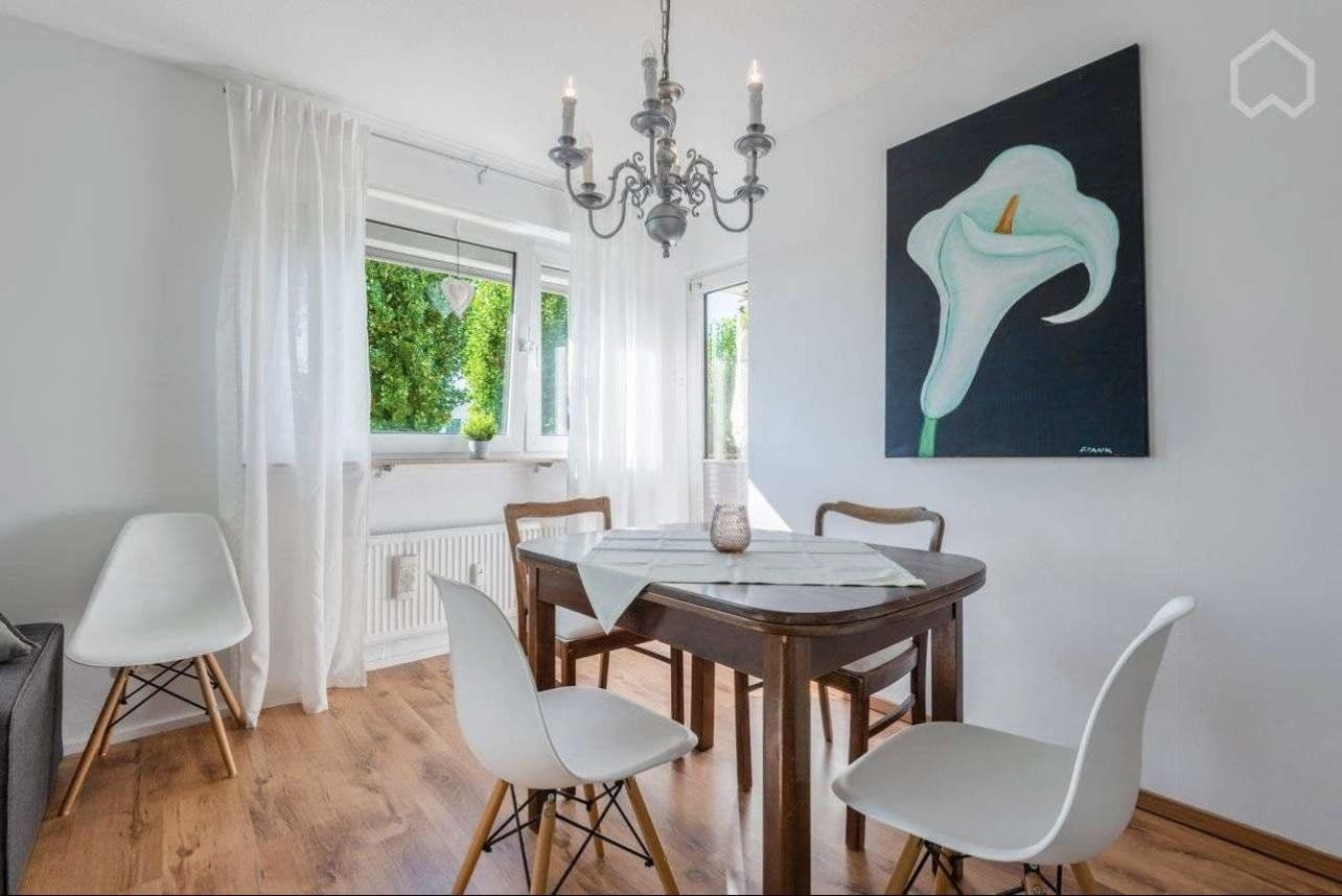 Prenájom bytu 3-izbový 66 m², Heinrich-Hoffmann-Straße 14, Frankfurt am Main, Hesensko Prenájom bytu 3-izbový 66 m², Heinrich-Hoffmann-Straße 14, Frankfurt am Main, Hesensko