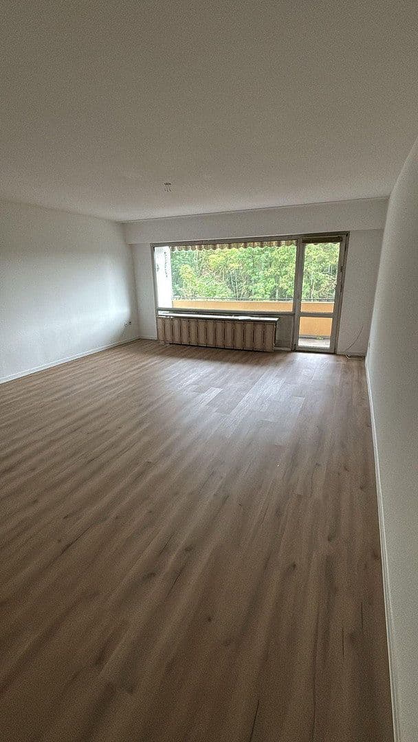 Prenájom bytu 3-izbový 84 m², Kerpen, Severné Porýnie - Westfálsko Prenájom bytu 3-izbový 84 m², Kerpen, Severné Porýnie - Westfálsko