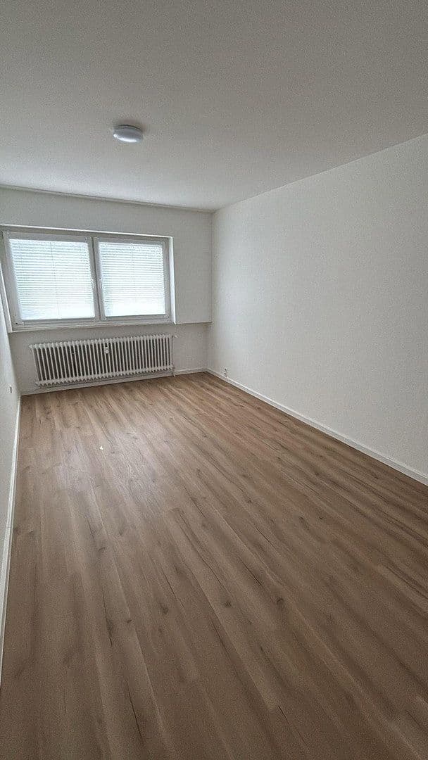 Prenájom bytu 3-izbový 84 m², Kerpen, Severné Porýnie - Westfálsko Prenájom bytu 3-izbový 84 m², Kerpen, Severné Porýnie - Westfálsko
