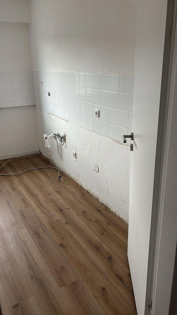 Prenájom bytu 3-izbový 84 m², Kerpen, Severné Porýnie - Westfálsko Prenájom bytu 3-izbový 84 m², Kerpen, Severné Porýnie - Westfálsko