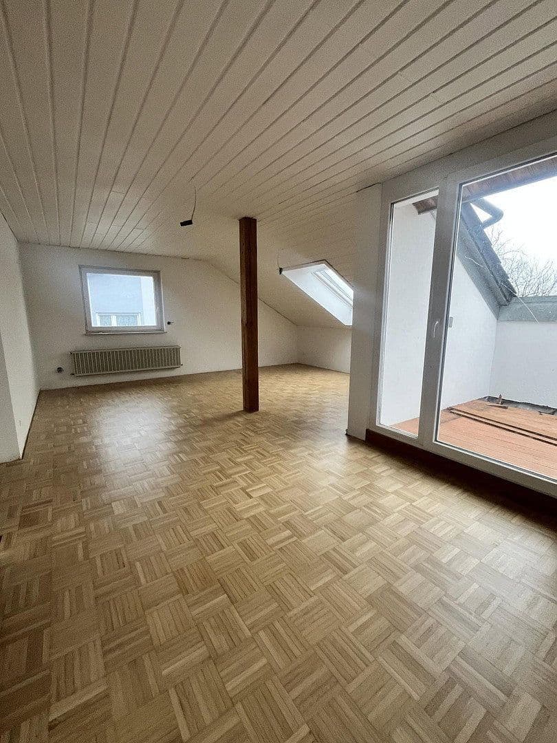 Prenájom bytu 4-izbový 112 m², Schwegenheimer Str. 67, Römerberg, Porýnie-Falcko Prenájom bytu 4-izbový 112 m², Schwegenheimer Str. 67, Römerberg, Porýnie-Falcko
