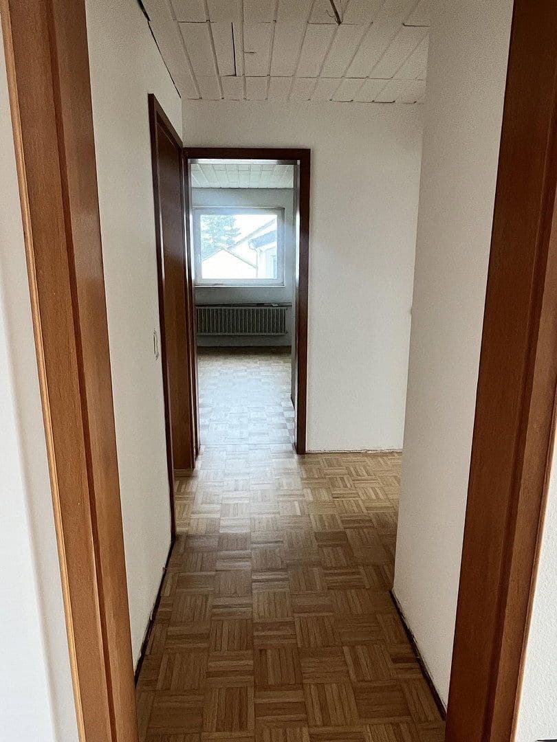 Prenájom bytu 4-izbový 112 m², Schwegenheimer Str. 67, Römerberg, Porýnie-Falcko Prenájom bytu 4-izbový 112 m², Schwegenheimer Str. 67, Römerberg, Porýnie-Falcko