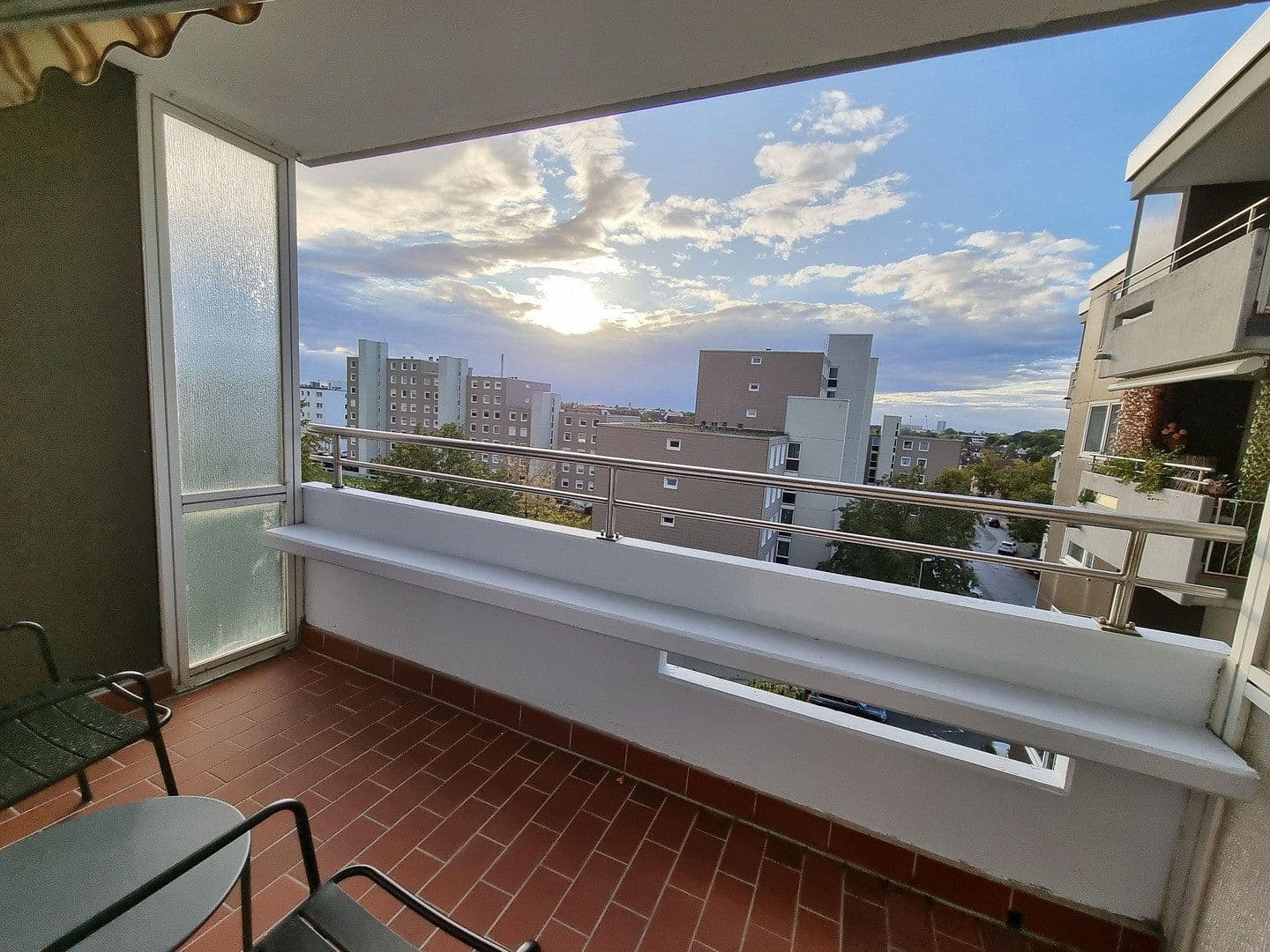 Prenájom bytu 3-izbový 77 m², Stadeweg 5, Braunschweig, Dolné Sasko Prenájom bytu 3-izbový 77 m², Stadeweg 5, Braunschweig, Dolné Sasko